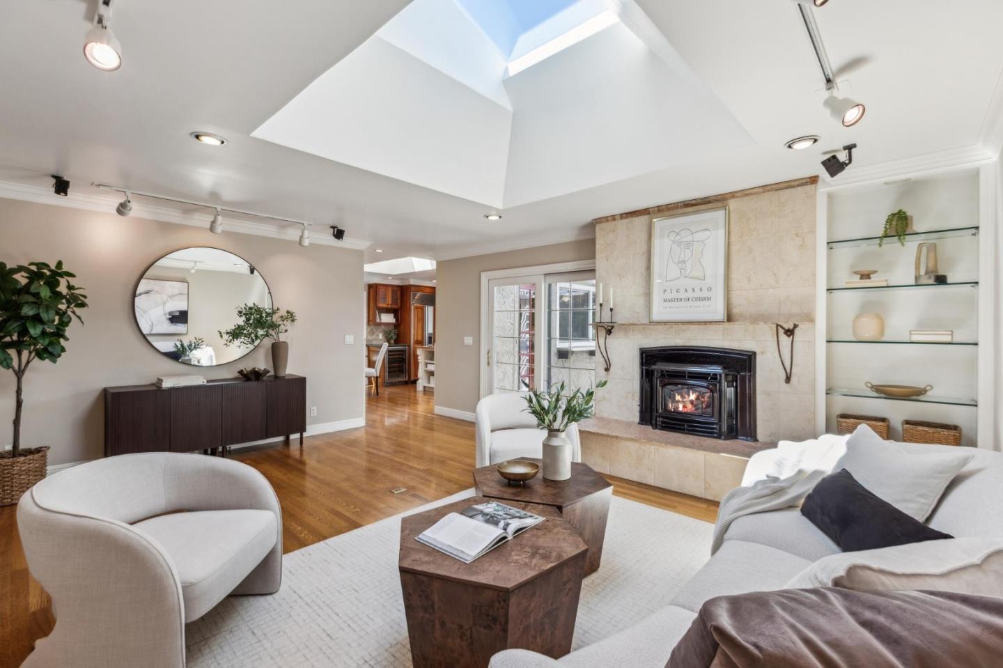 Detail Gallery Image 26 of 65 For 1275 Covington Rd, Los Altos,  CA 94024 - 4 Beds | 2 Baths