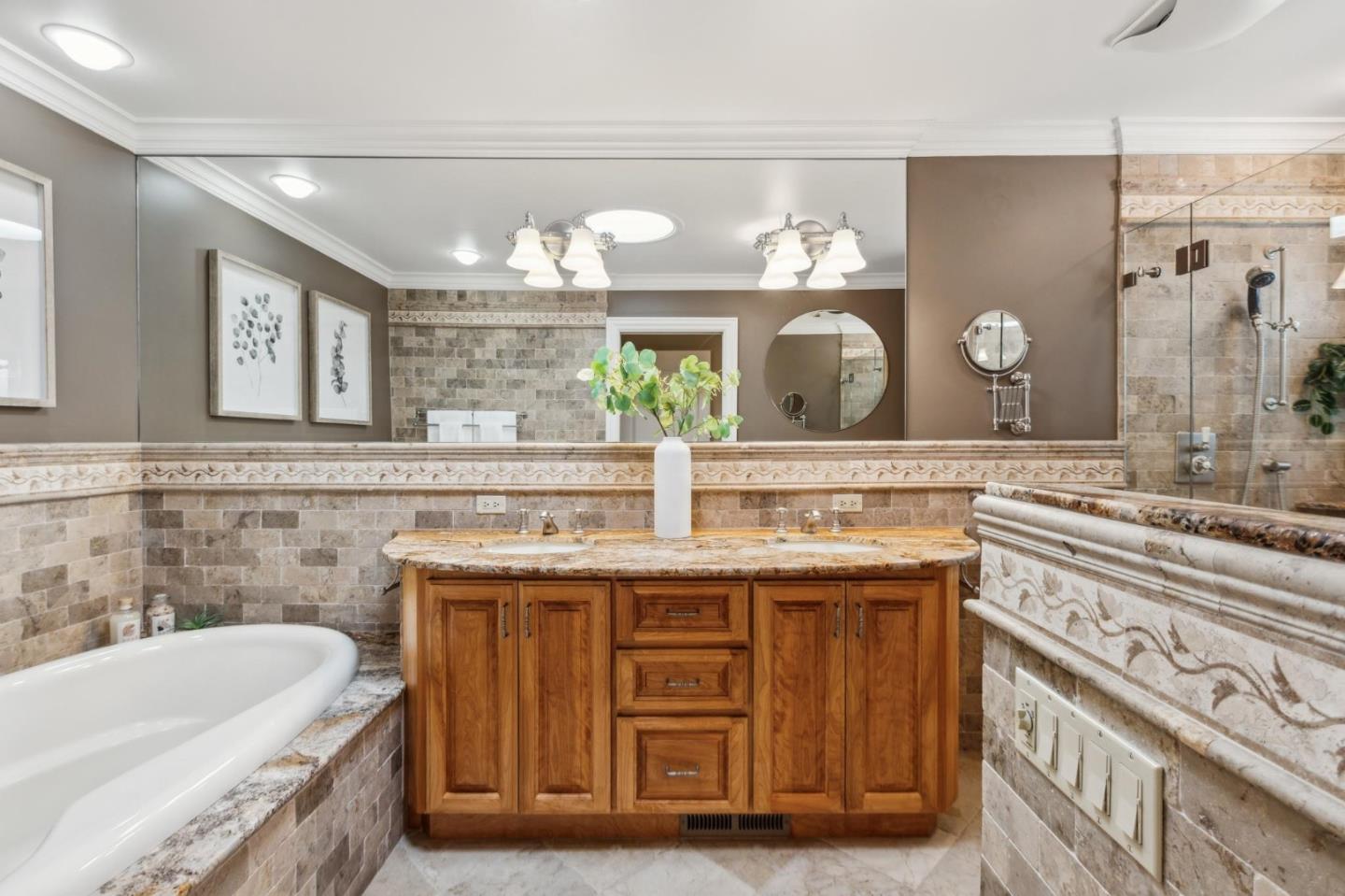 Detail Gallery Image 33 of 65 For 1275 Covington Rd, Los Altos,  CA 94024 - 4 Beds | 2 Baths