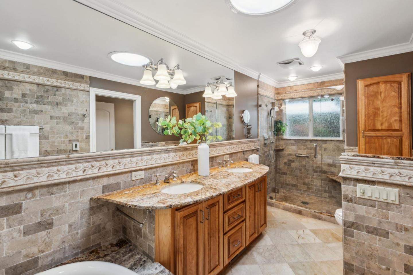 Detail Gallery Image 35 of 65 For 1275 Covington Rd, Los Altos,  CA 94024 - 4 Beds | 2 Baths