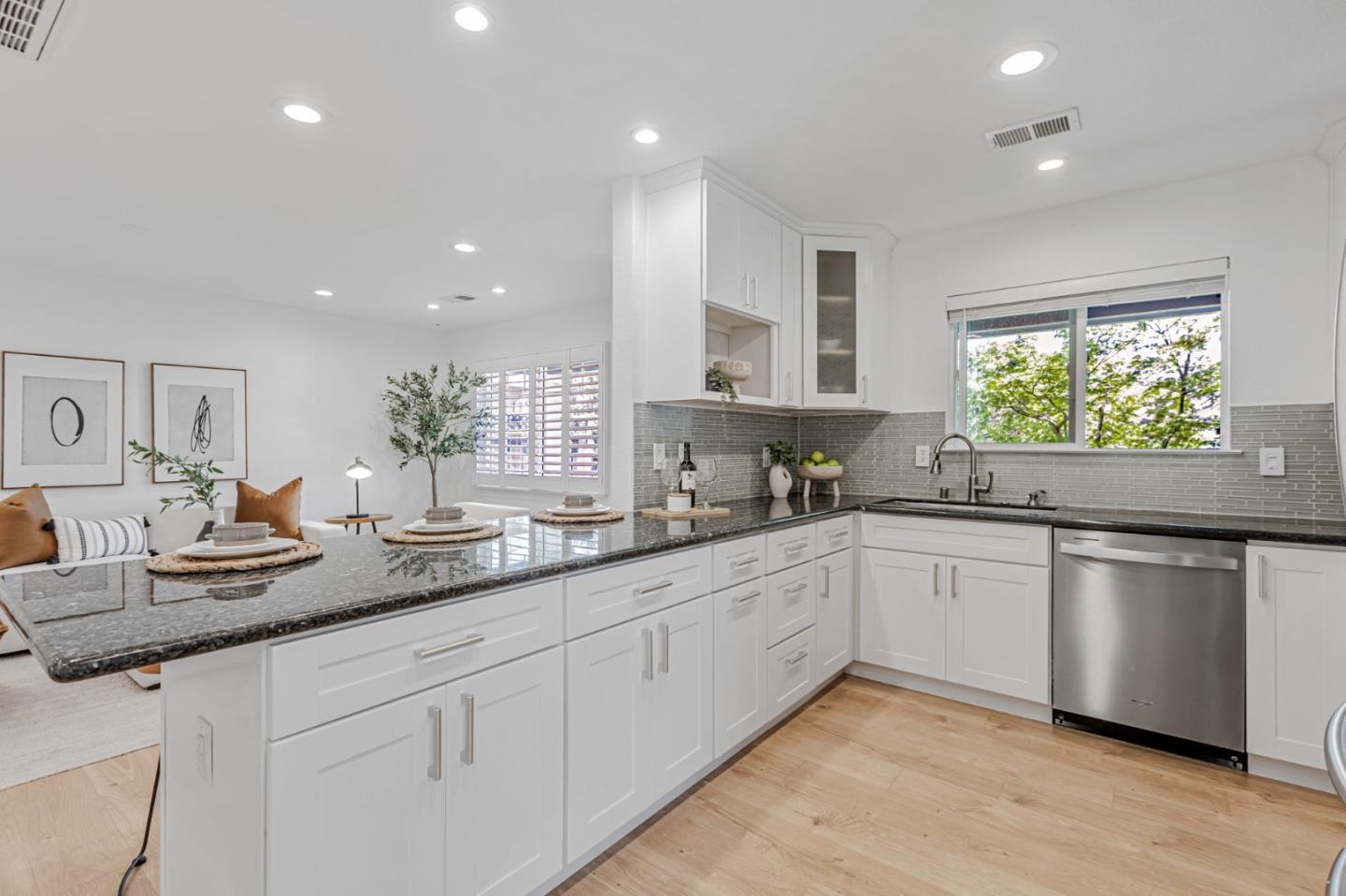 Detail Gallery Image 11 of 32 For 1642 Orchard View Dr, San Jose,  CA 95124 - 3 Beds | 2 Baths