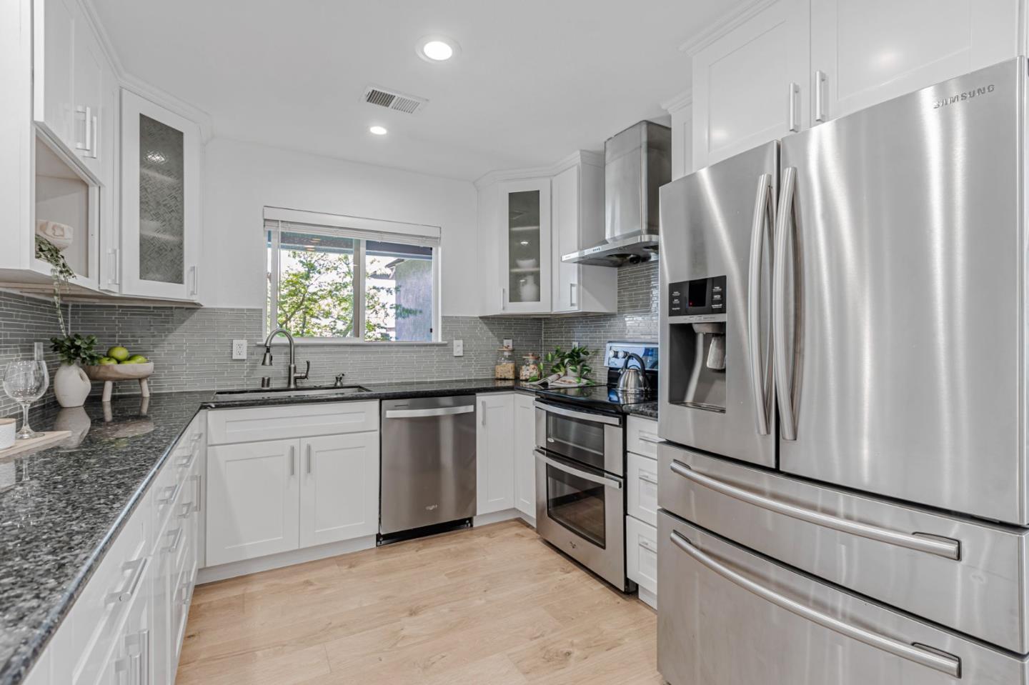 Detail Gallery Image 12 of 32 For 1642 Orchard View Dr, San Jose,  CA 95124 - 3 Beds | 2 Baths