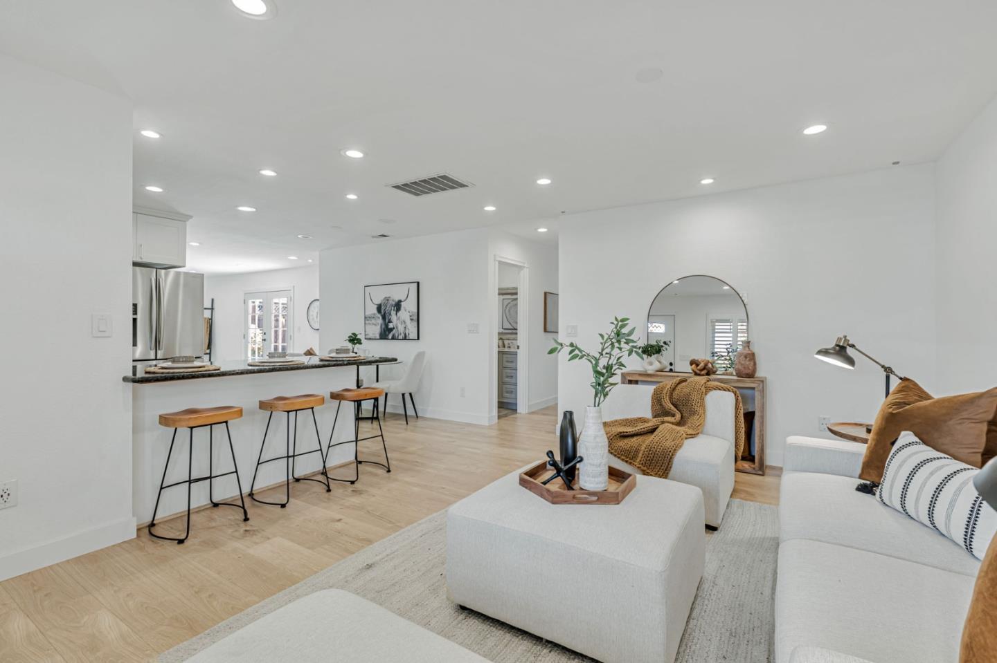 Detail Gallery Image 4 of 32 For 1642 Orchard View Dr, San Jose,  CA 95124 - 3 Beds | 2 Baths