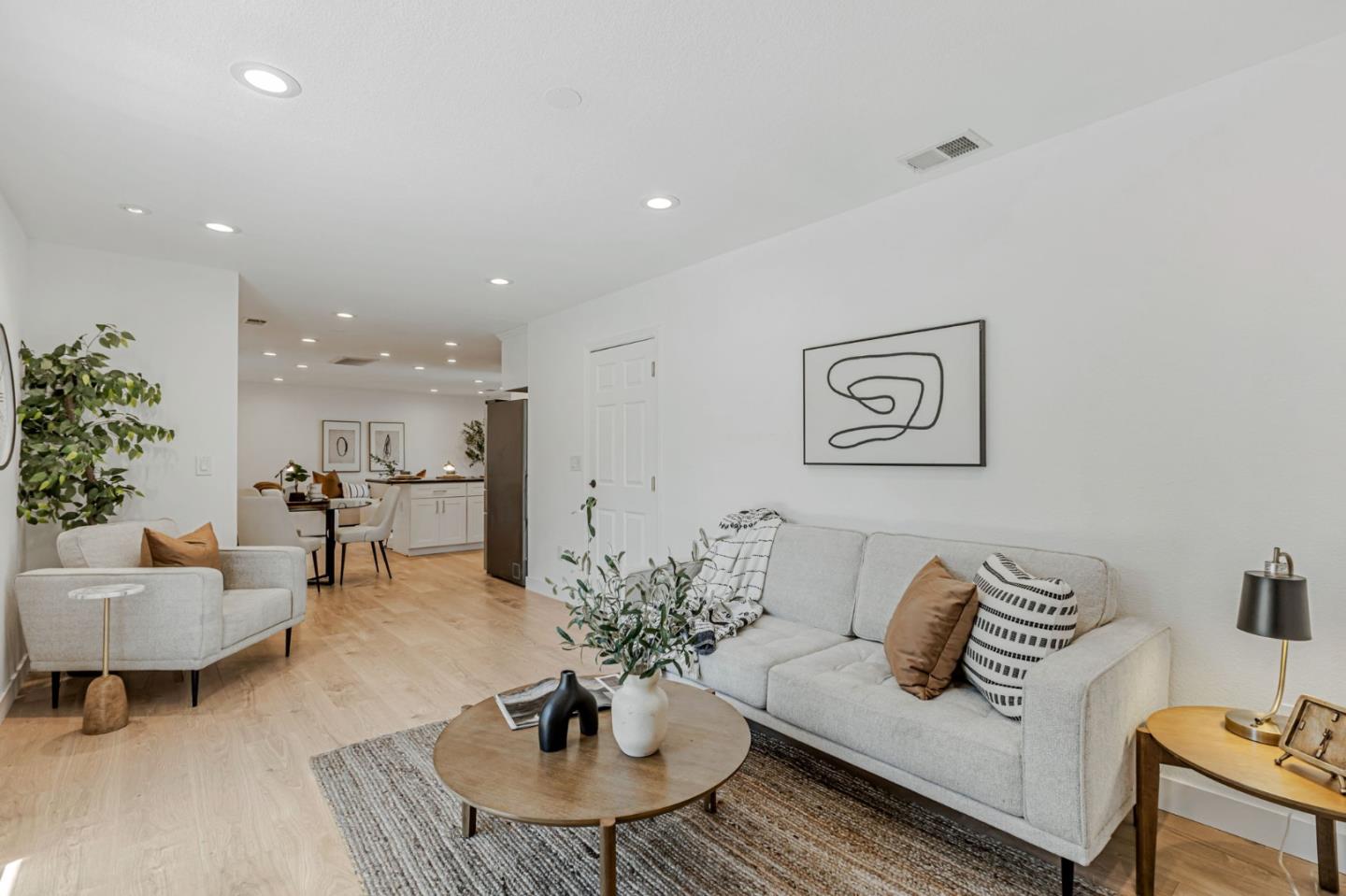 Detail Gallery Image 8 of 32 For 1642 Orchard View Dr, San Jose,  CA 95124 - 3 Beds | 2 Baths