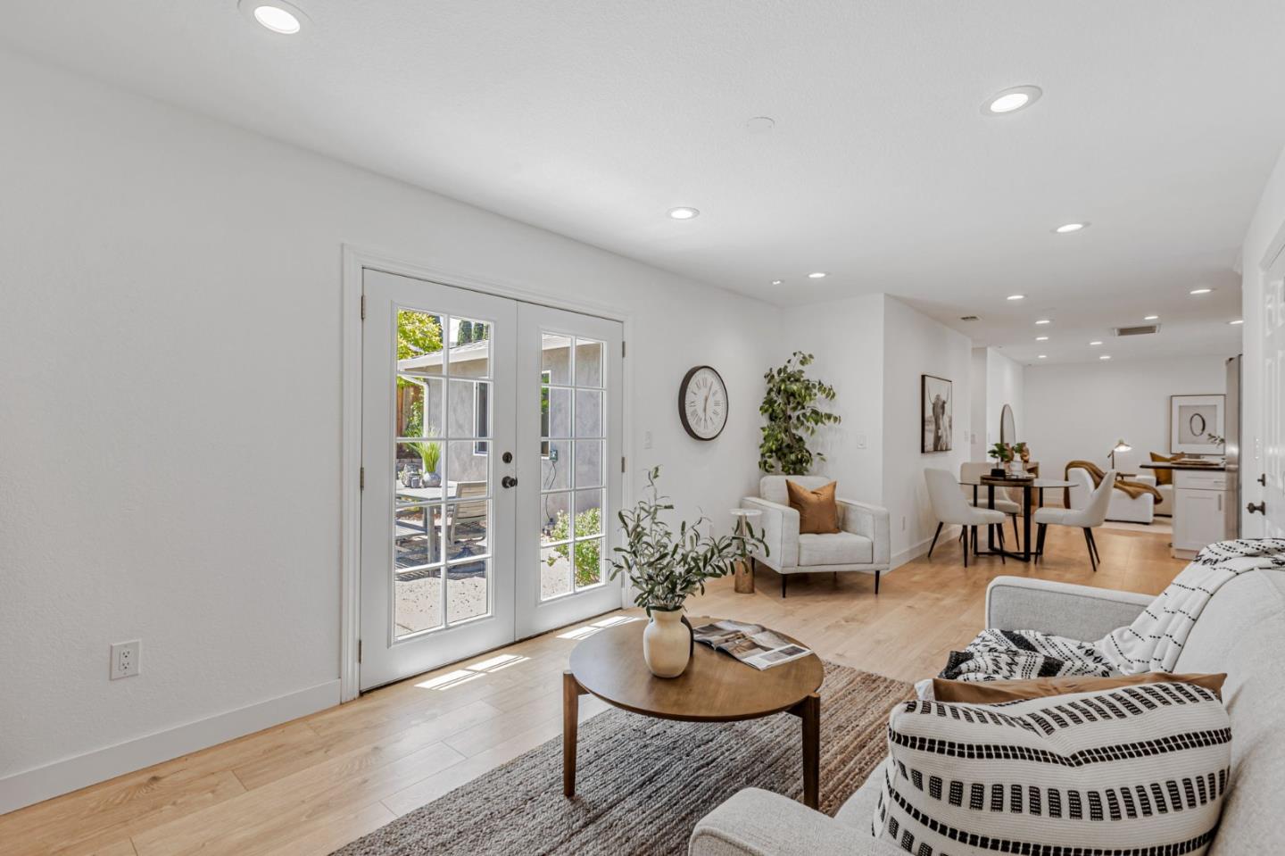 Detail Gallery Image 9 of 32 For 1642 Orchard View Dr, San Jose,  CA 95124 - 3 Beds | 2 Baths