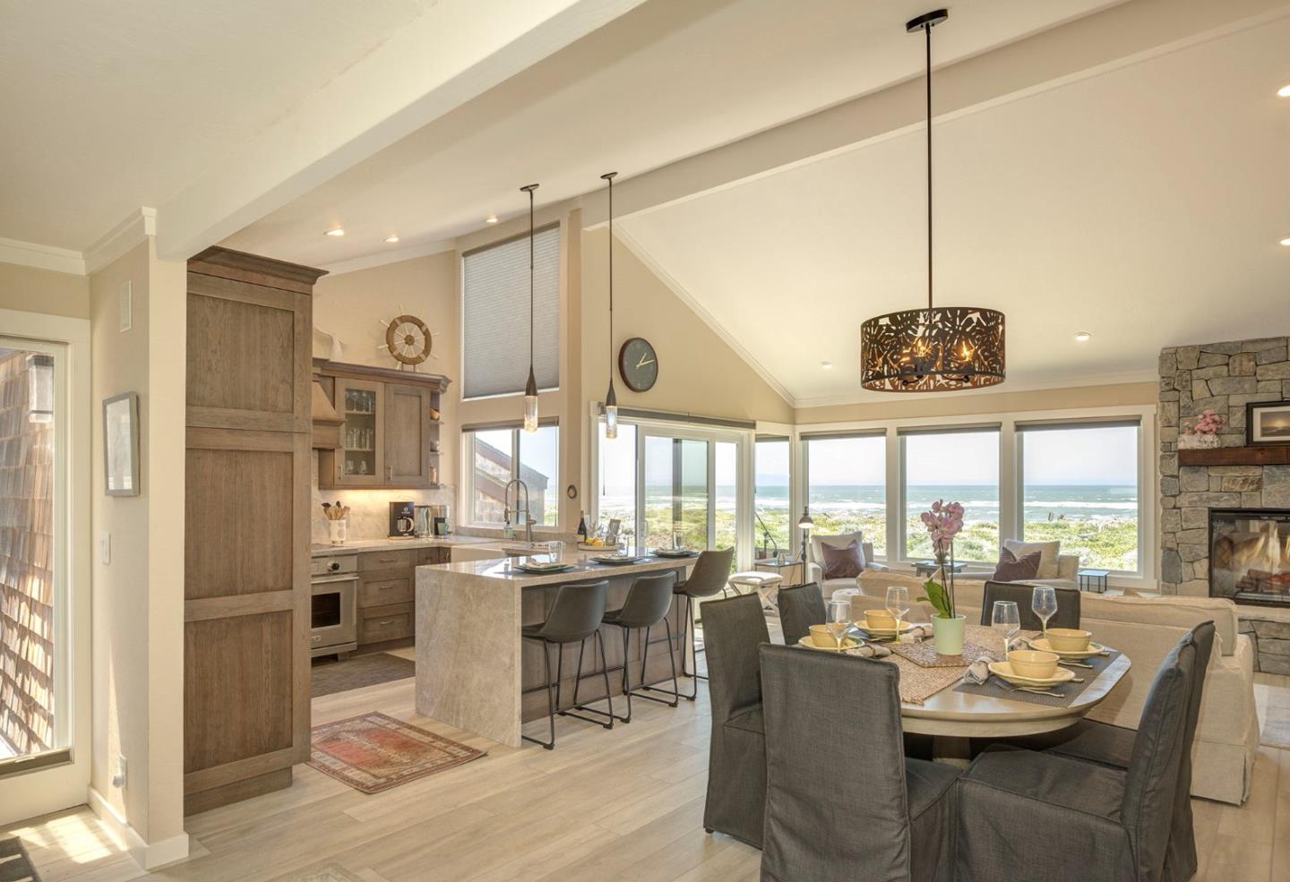 Detail Gallery Image 1 of 28 For 274 Monterey Dunes Way, Moss Landing,  CA 95039 - 2 Beds | 2 Baths