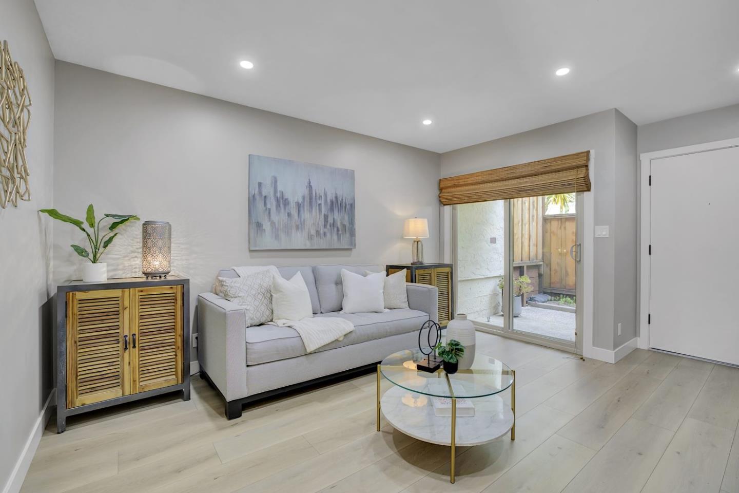 Detail Gallery Image 2 of 40 For 1181 Oddstad Blvd, Pacifica,  CA 94044 - 2 Beds | 1/1 Baths