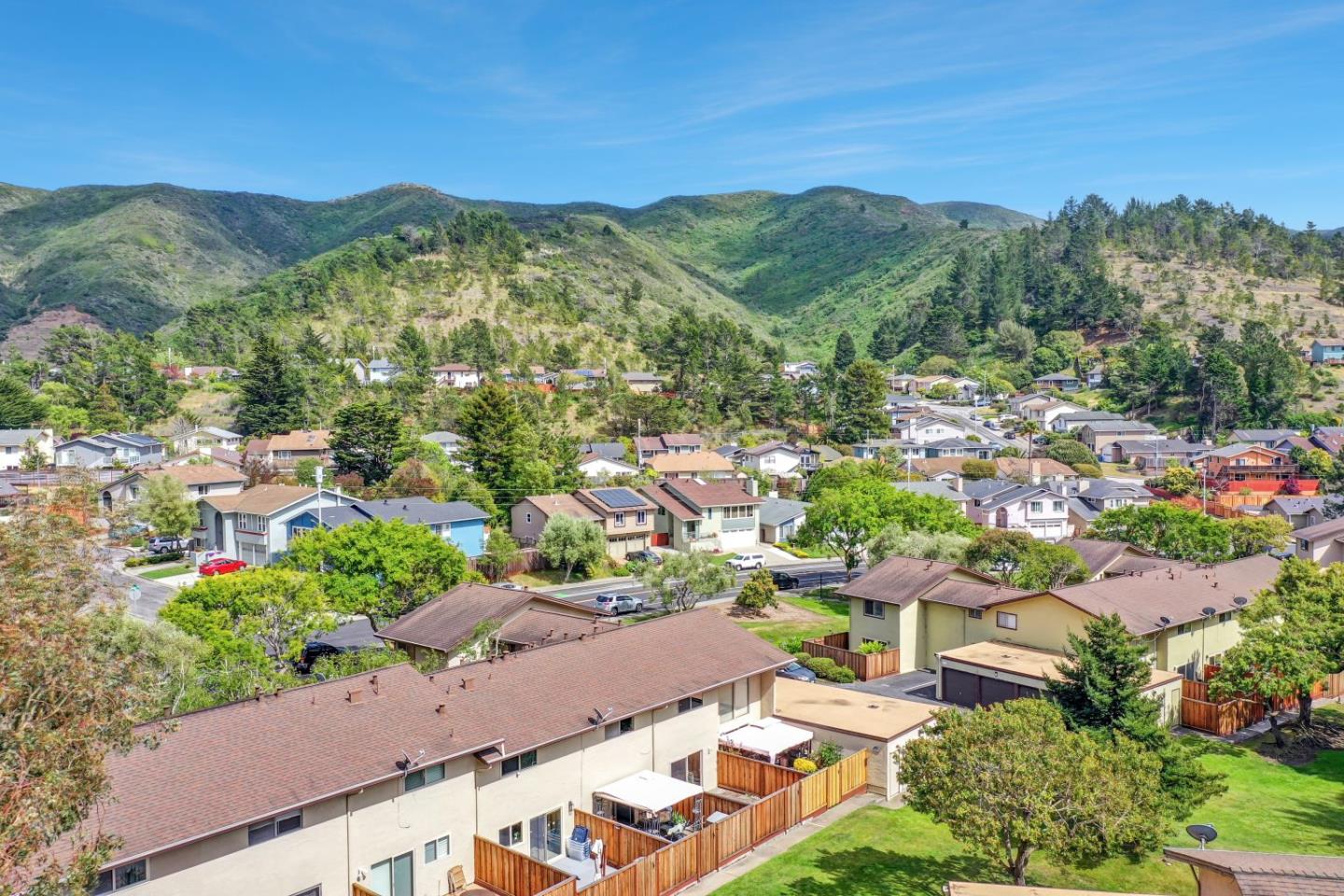 Detail Gallery Image 29 of 40 For 1181 Oddstad Blvd, Pacifica,  CA 94044 - 2 Beds | 1/1 Baths