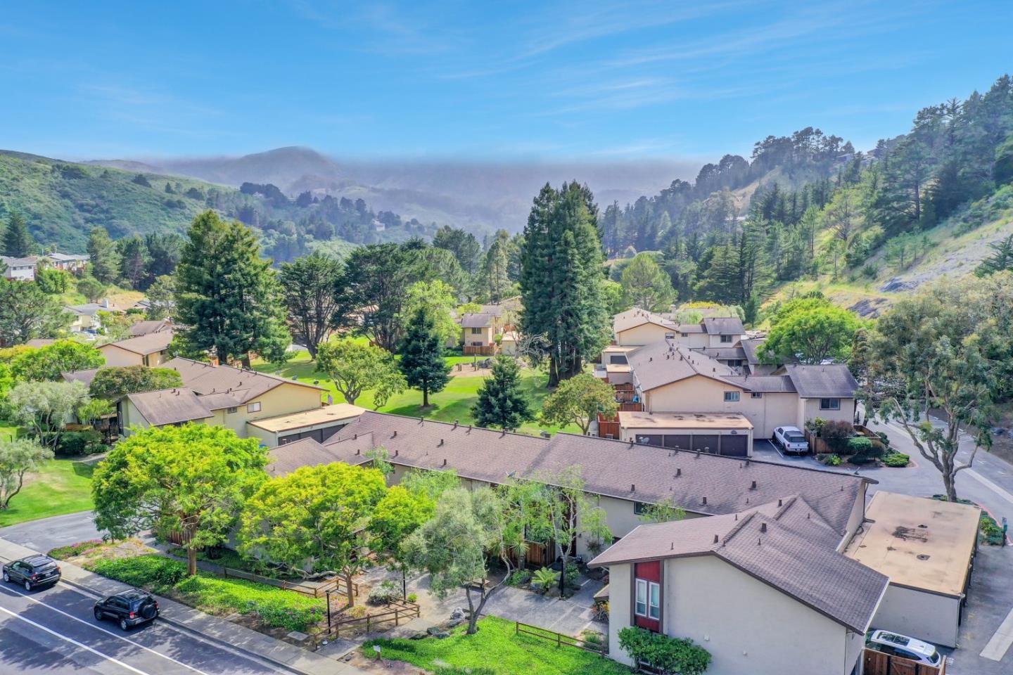 Detail Gallery Image 30 of 40 For 1181 Oddstad Blvd, Pacifica,  CA 94044 - 2 Beds | 1/1 Baths