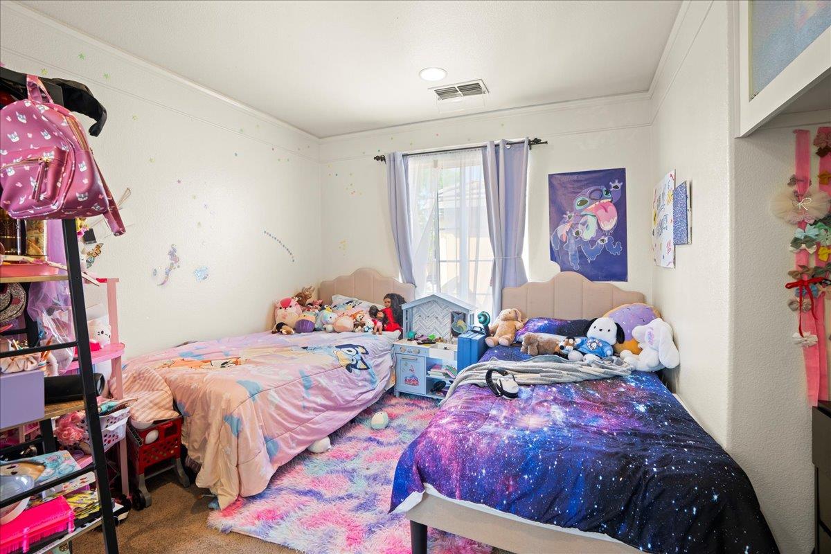 Detail Gallery Image 13 of 30 For 2255 Ironpicket Ct, San Jose,  CA 95116 - 3 Beds | 2/1 Baths