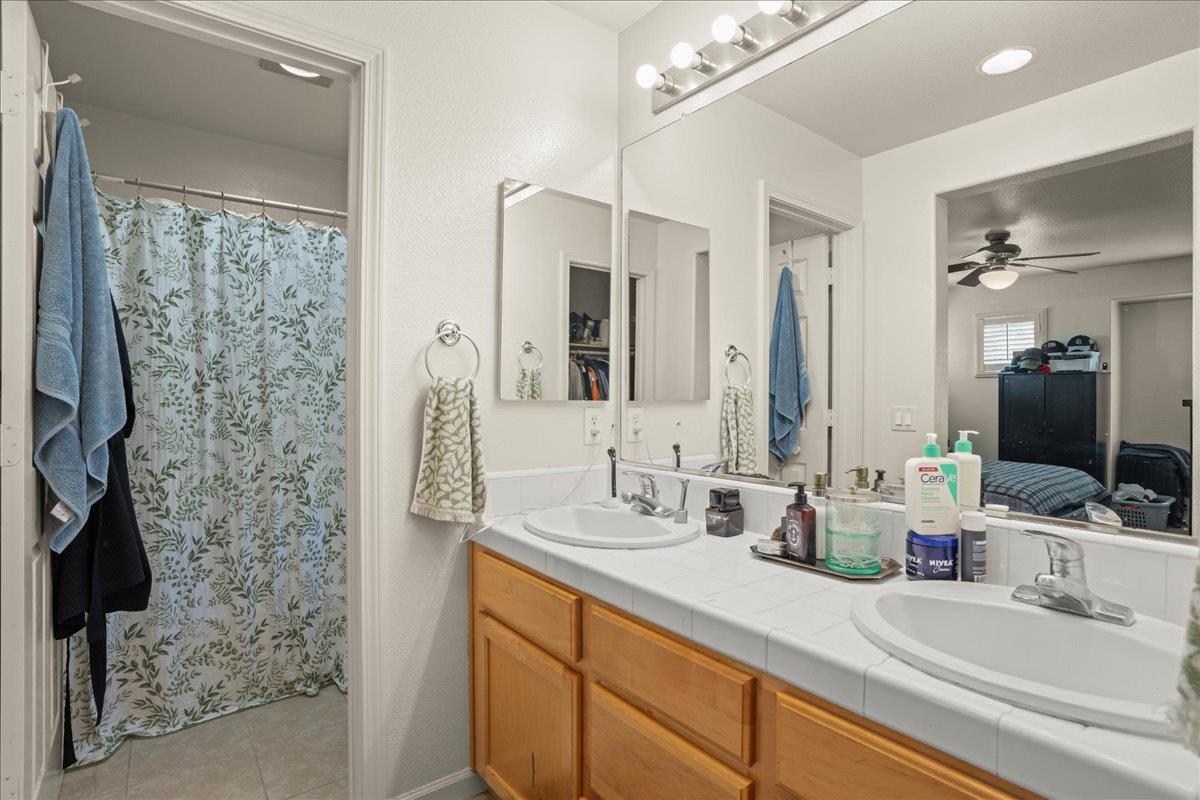 Detail Gallery Image 19 of 30 For 2255 Ironpicket Ct, San Jose,  CA 95116 - 3 Beds | 2/1 Baths
