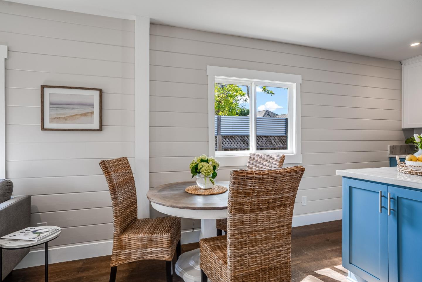 Detail Gallery Image 10 of 47 For 613 Windsor St, Santa Cruz,  CA 95062 - 2 Beds | 1 Baths