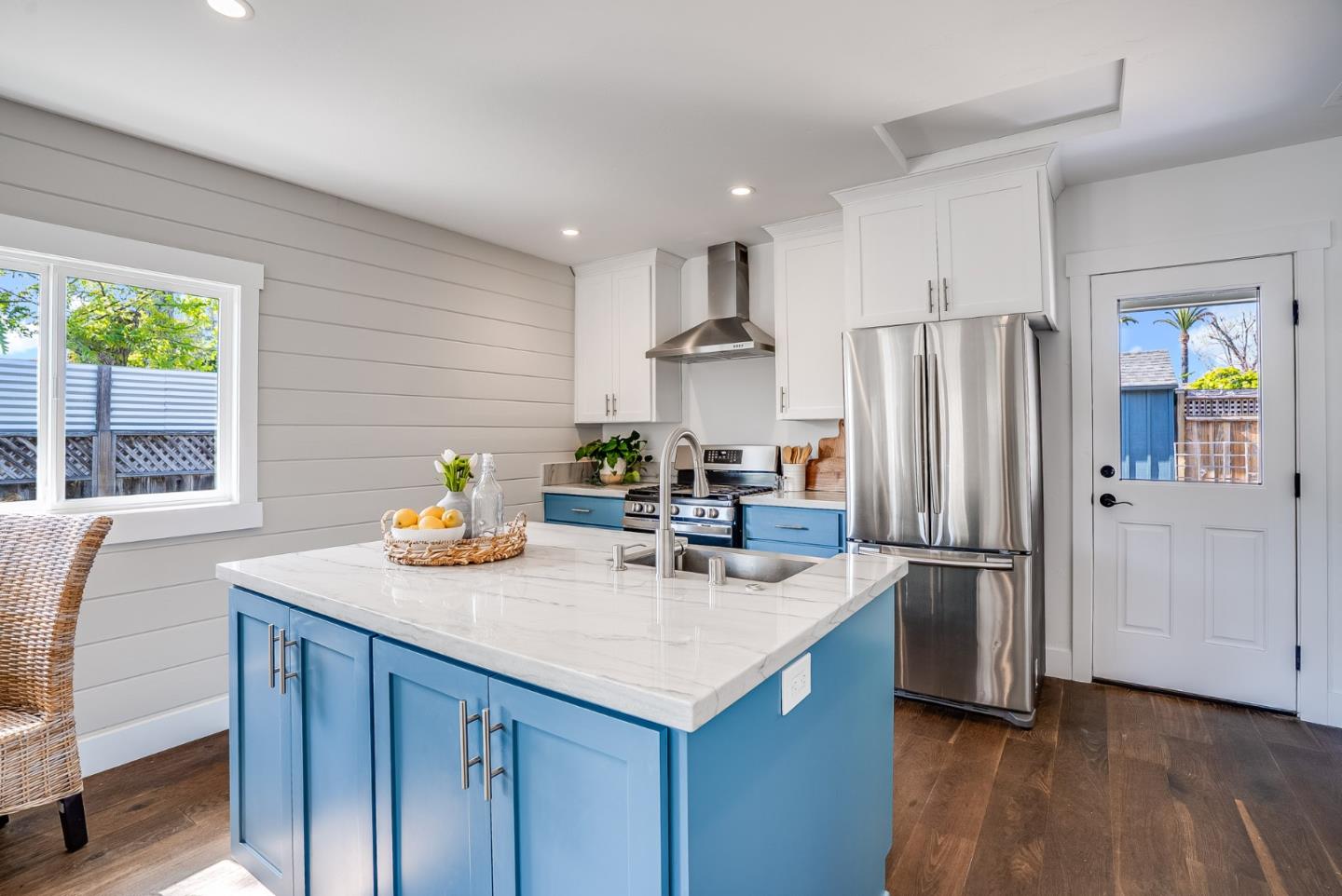 Detail Gallery Image 11 of 47 For 613 Windsor St, Santa Cruz,  CA 95062 - 2 Beds | 1 Baths