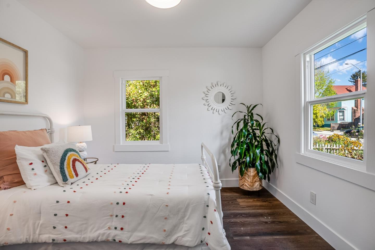 Detail Gallery Image 18 of 47 For 613 Windsor St, Santa Cruz,  CA 95062 - 2 Beds | 1 Baths