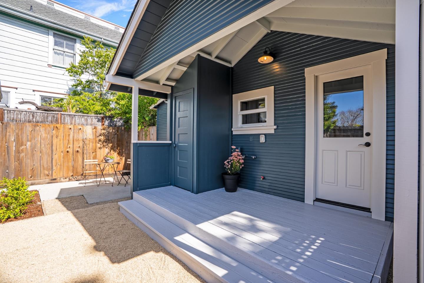 Detail Gallery Image 20 of 47 For 613 Windsor St, Santa Cruz,  CA 95062 - 2 Beds | 1 Baths