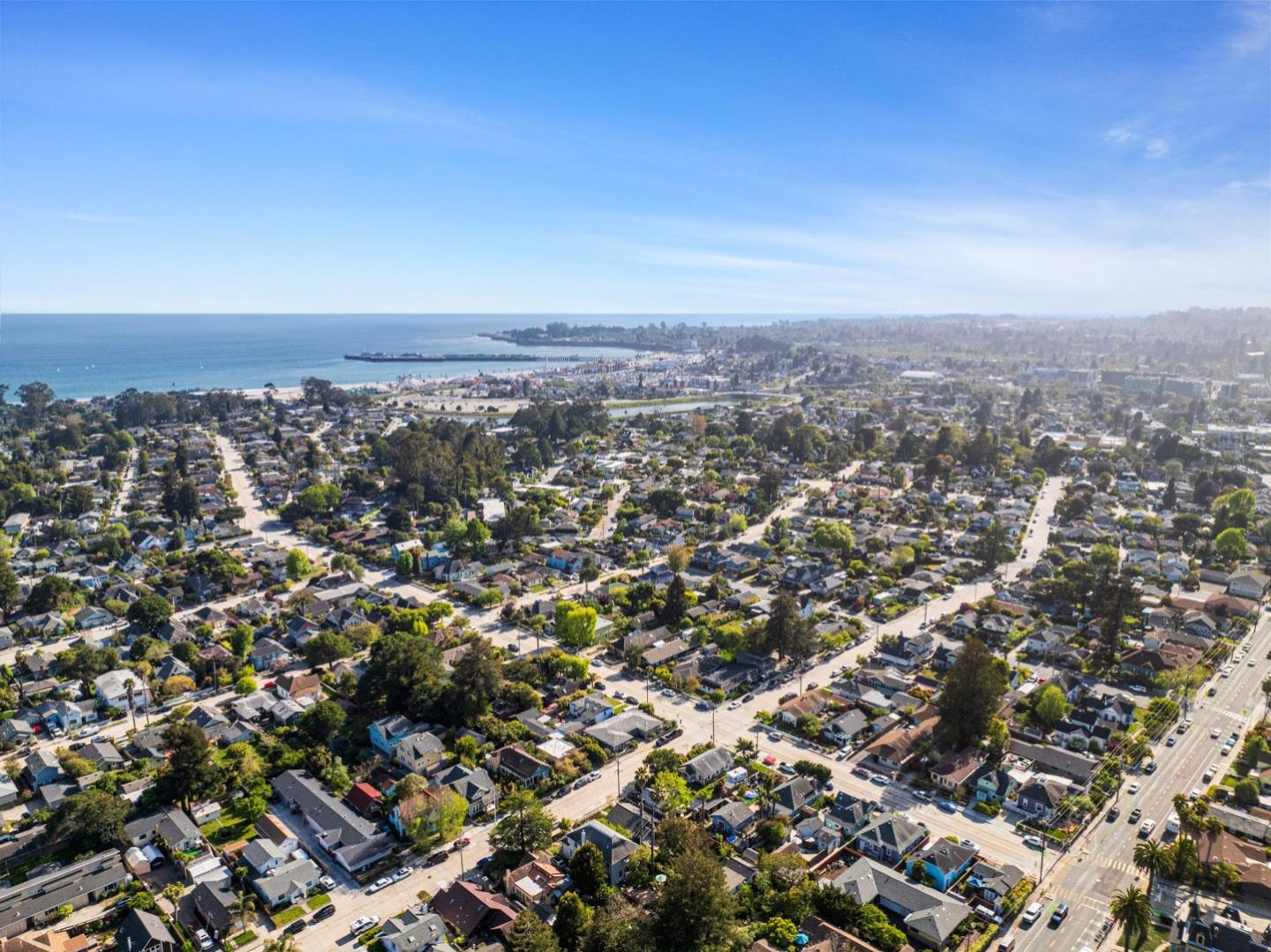 Detail Gallery Image 45 of 47 For 613 Windsor St, Santa Cruz,  CA 95062 - 2 Beds | 1 Baths