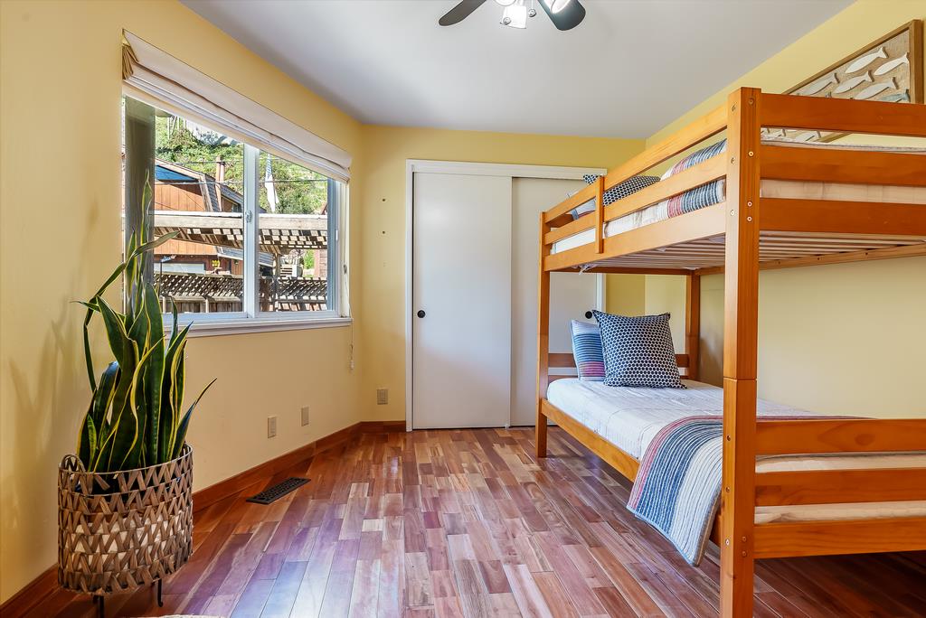 Detail Gallery Image 12 of 39 For 249 Spreckels Dr, Aptos,  CA 95003 - 3 Beds | 2 Baths