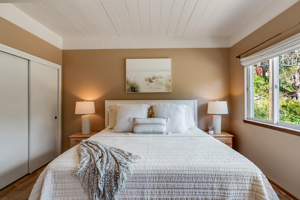 Detail Gallery Image 25 of 39 For 249 Spreckels Dr, Aptos,  CA 95003 - 3 Beds | 2 Baths