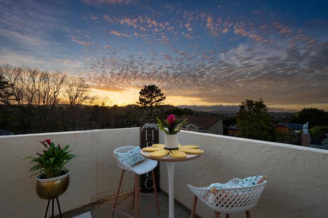 Detail Gallery Image 27 of 33 For 2044 Fairmont Dr, San Mateo,  CA 94402 - 1 Beds | 1 Baths