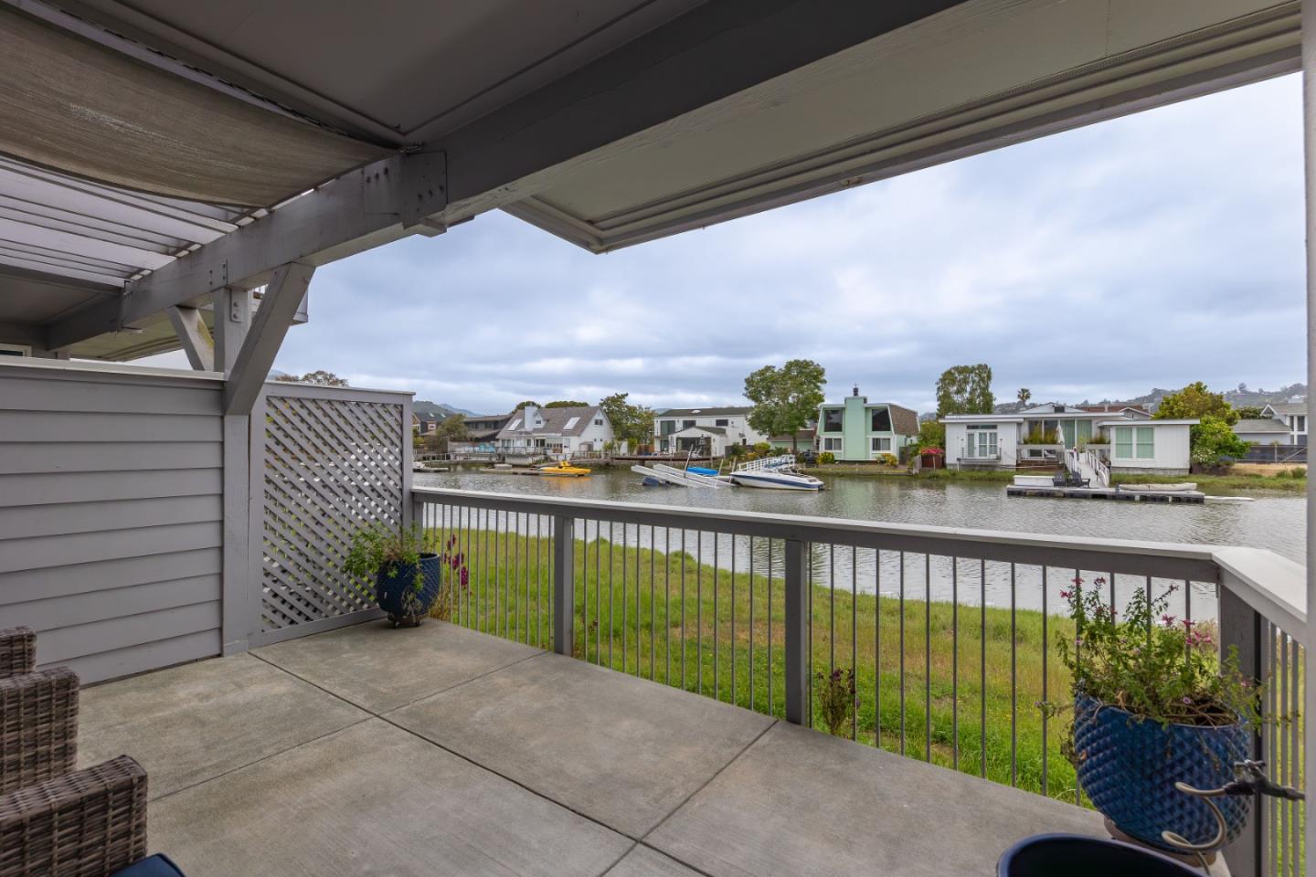 Detail Gallery Image 12 of 35 For 100 Lucky Dr #105,  Corte Madera,  CA 94925 - 2 Beds | 2 Baths
