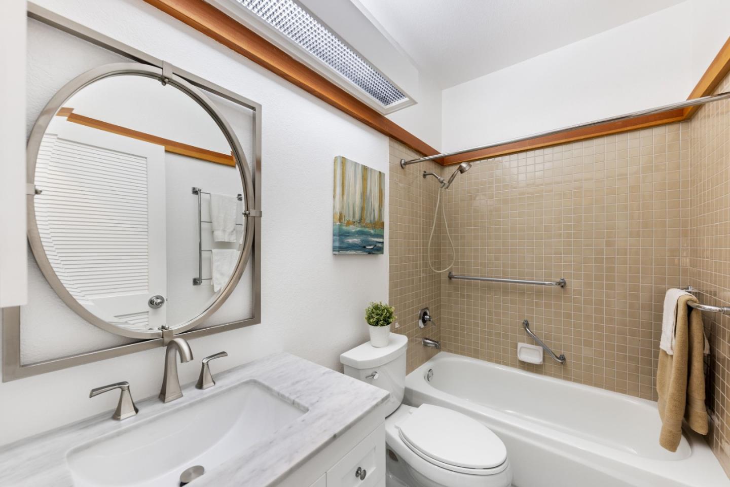 Detail Gallery Image 24 of 35 For 100 Lucky Dr #105,  Corte Madera,  CA 94925 - 2 Beds | 2 Baths