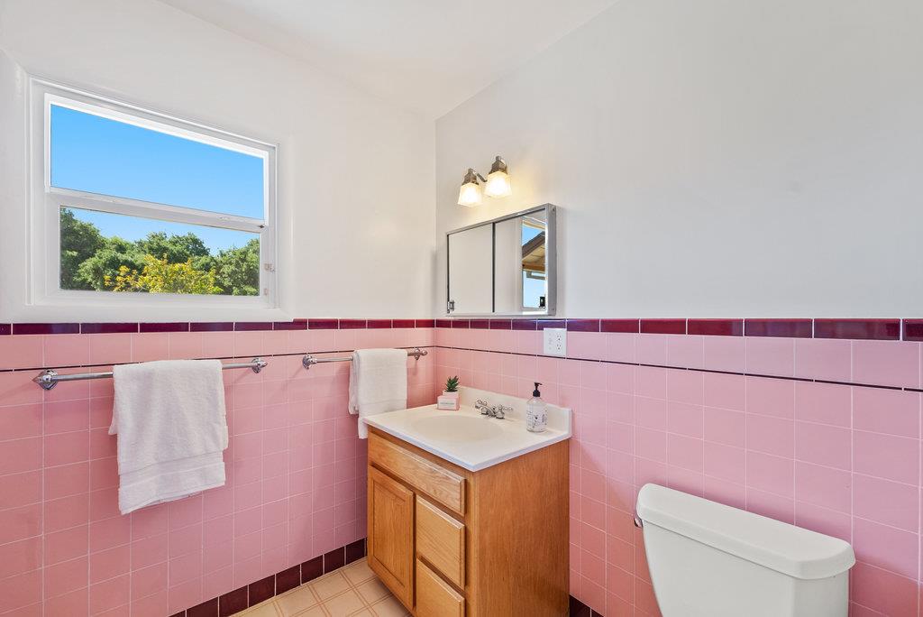Detail Gallery Image 28 of 47 For 277 Wheelock Rd, Corralitos,  CA 95076 - 3 Beds | 2 Baths