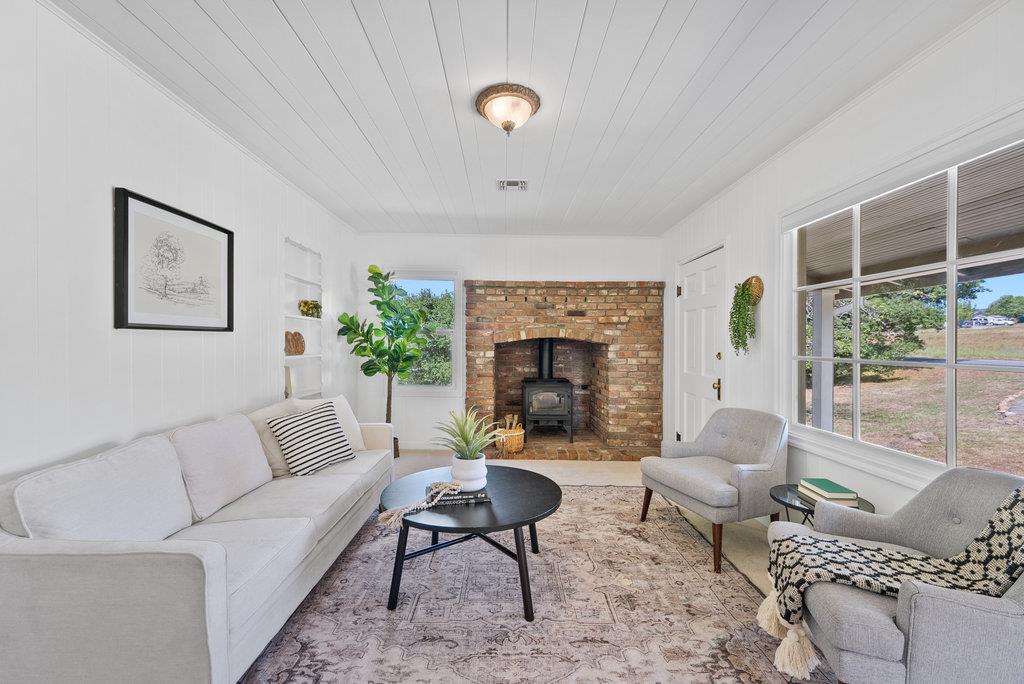 Detail Gallery Image 6 of 47 For 277 Wheelock Rd, Corralitos,  CA 95076 - 3 Beds | 2 Baths
