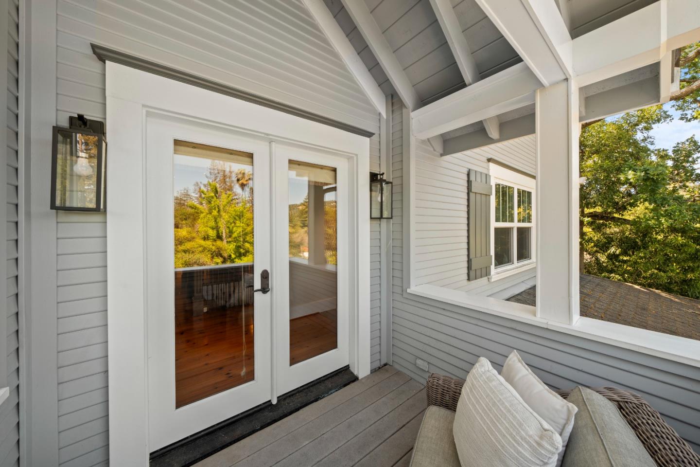 Detail Gallery Image 40 of 97 For 1353 Edgewood Rd, Redwood City,  CA 94062 - 3 Beds | 3/1 Baths