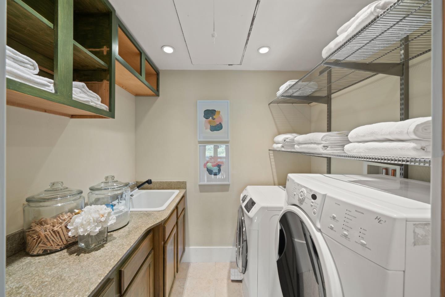 Detail Gallery Image 46 of 97 For 1353 Edgewood Rd, Redwood City,  CA 94062 - 3 Beds | 3/1 Baths