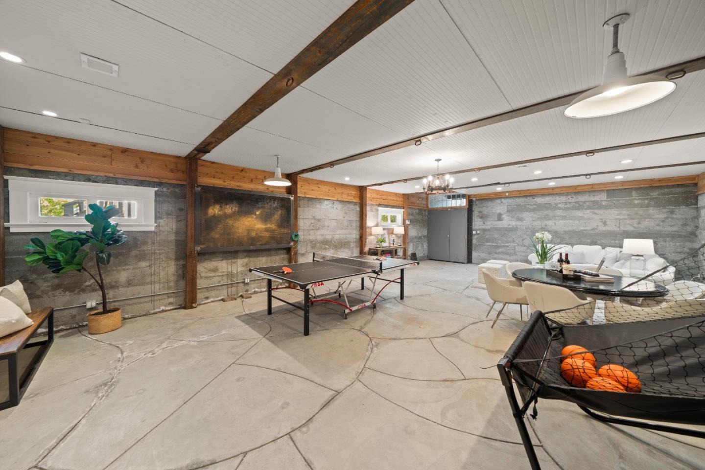 Detail Gallery Image 49 of 97 For 1353 Edgewood Rd, Redwood City,  CA 94062 - 3 Beds | 3/1 Baths