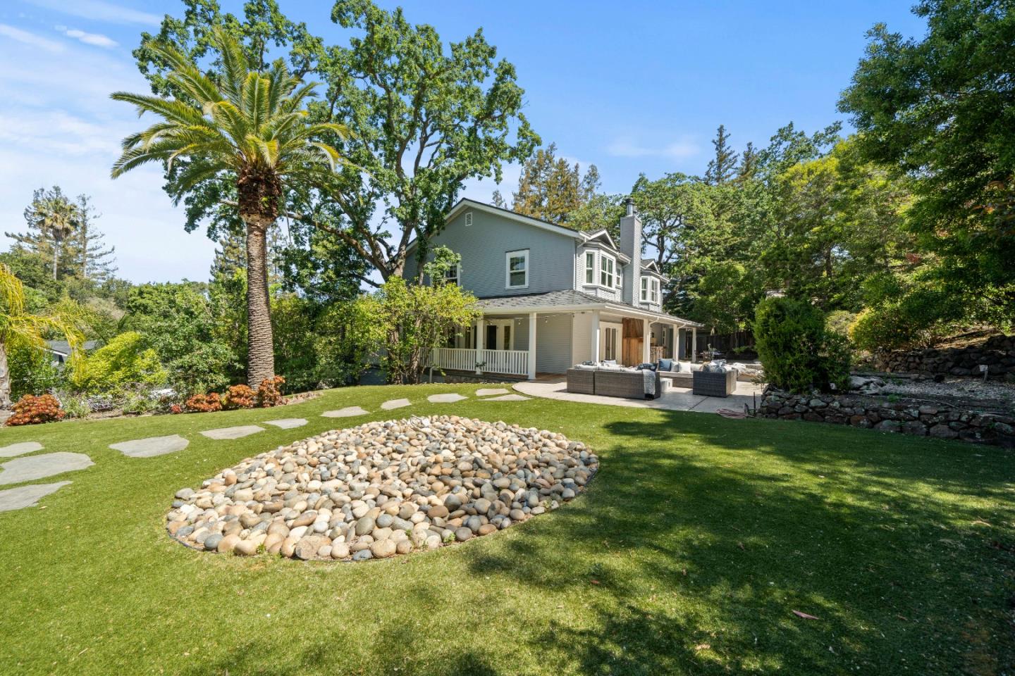 Detail Gallery Image 56 of 97 For 1353 Edgewood Rd, Redwood City,  CA 94062 - 3 Beds | 3/1 Baths