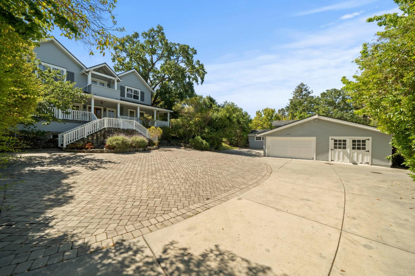 Detail Gallery Image 6 of 97 For 1353 Edgewood Rd, Redwood City,  CA 94062 - 3 Beds | 3/1 Baths