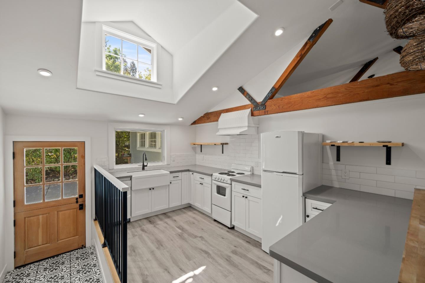 Detail Gallery Image 68 of 97 For 1353 Edgewood Rd, Redwood City,  CA 94062 - 3 Beds | 3/1 Baths