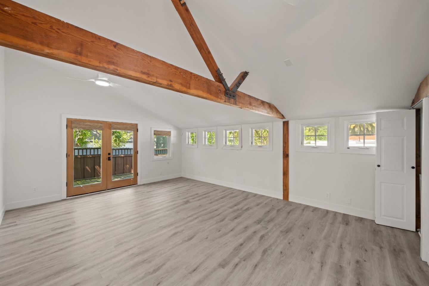 Detail Gallery Image 72 of 97 For 1353 Edgewood Rd, Redwood City,  CA 94062 - 3 Beds | 3/1 Baths