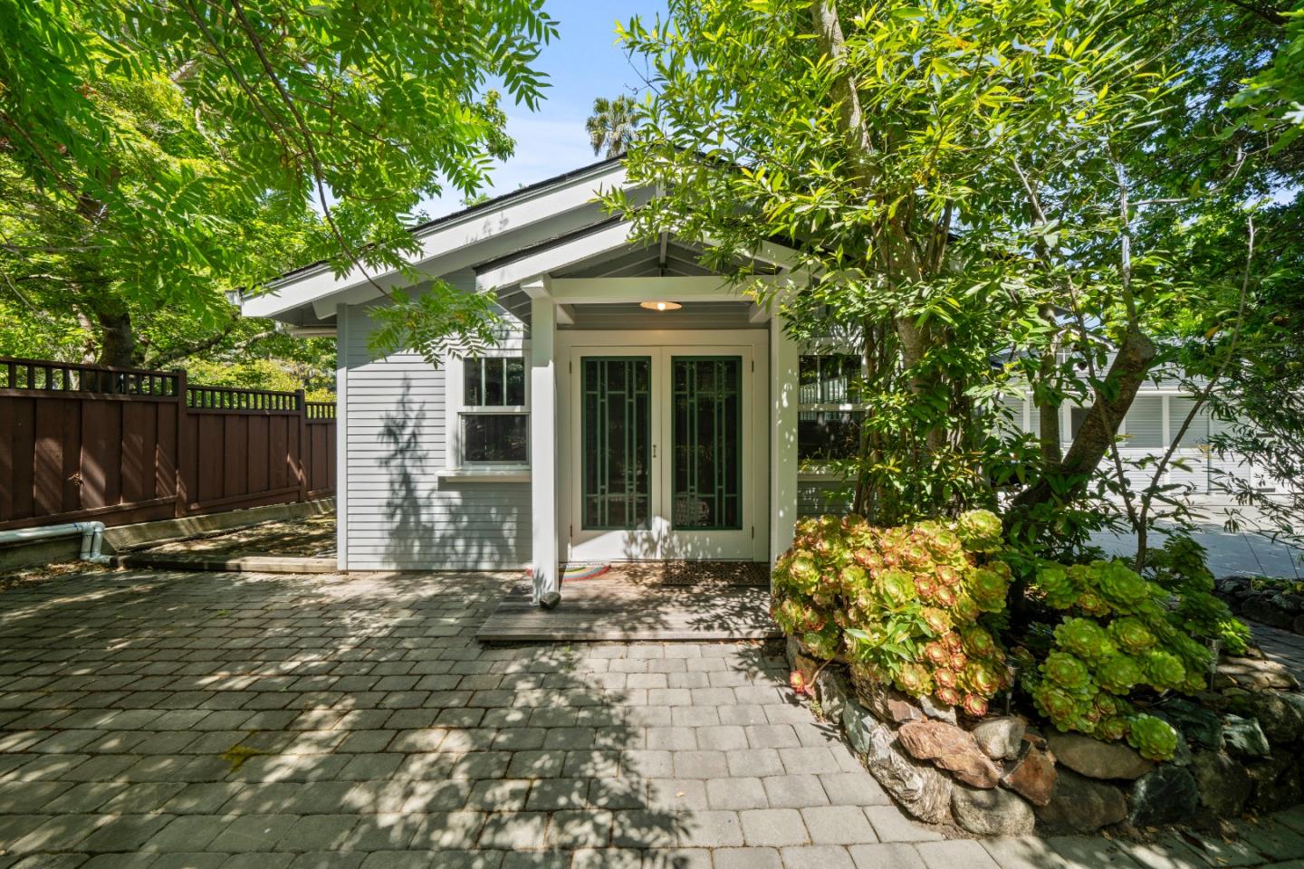 Detail Gallery Image 75 of 97 For 1353 Edgewood Rd, Redwood City,  CA 94062 - 3 Beds | 3/1 Baths