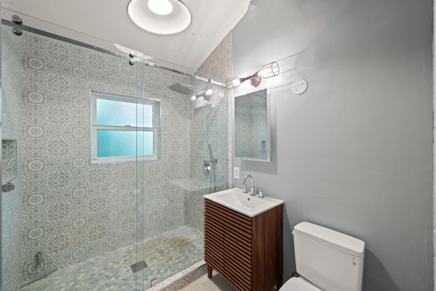 Detail Gallery Image 85 of 97 For 1353 Edgewood Rd, Redwood City,  CA 94062 - 3 Beds | 3/1 Baths