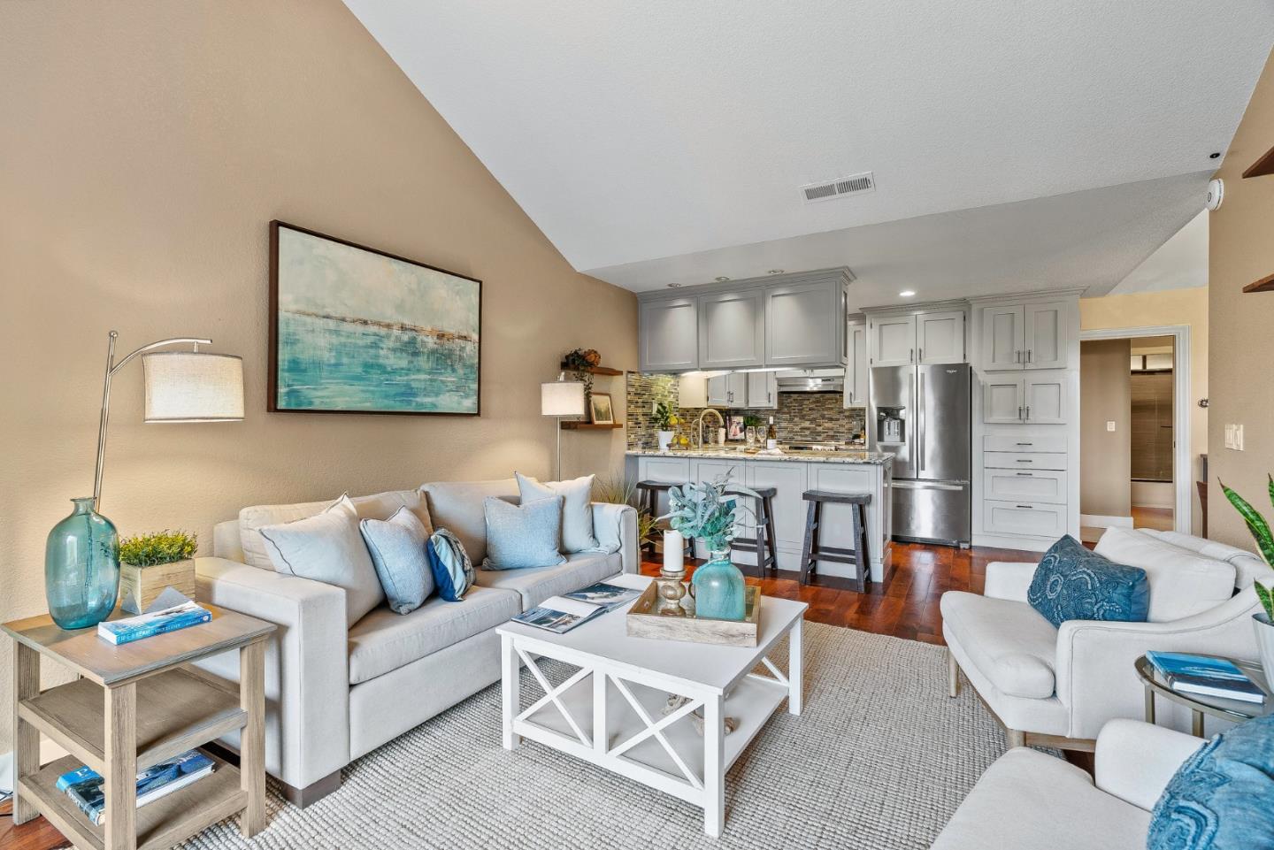 Detail Gallery Image 12 of 37 For 21 Horseshoe Ct, Scotts Valley,  CA 95066 - 2 Beds | 2 Baths