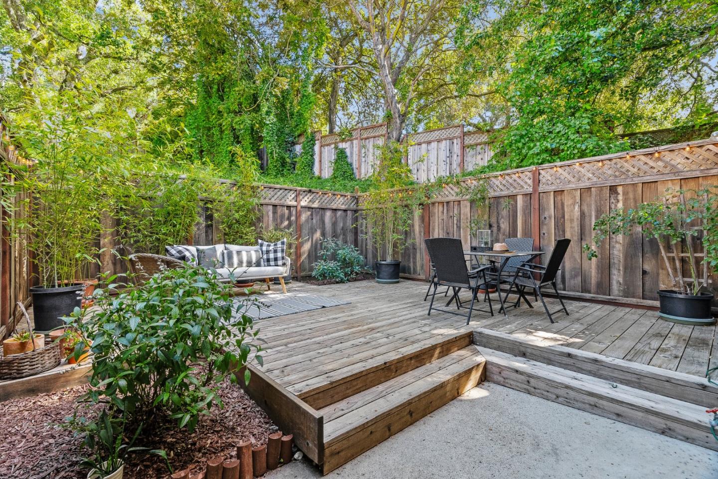 Detail Gallery Image 23 of 37 For 21 Horseshoe Ct, Scotts Valley,  CA 95066 - 2 Beds | 2 Baths
