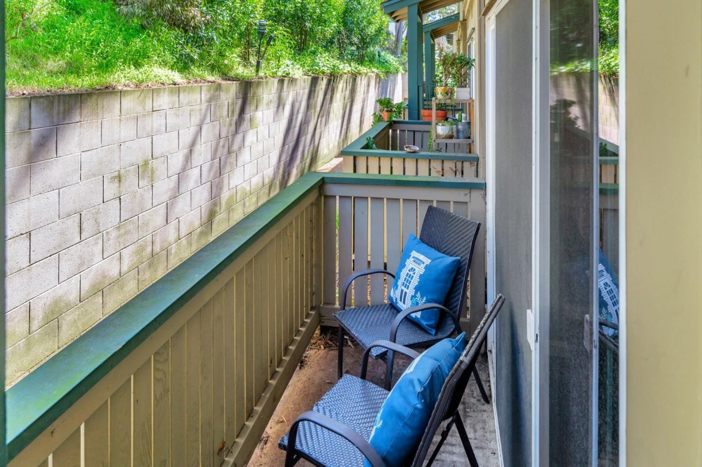 Detail Gallery Image 27 of 42 For 355 Half Moon Ln #9,  Daly City,  CA 94015 - 1 Beds | 1 Baths