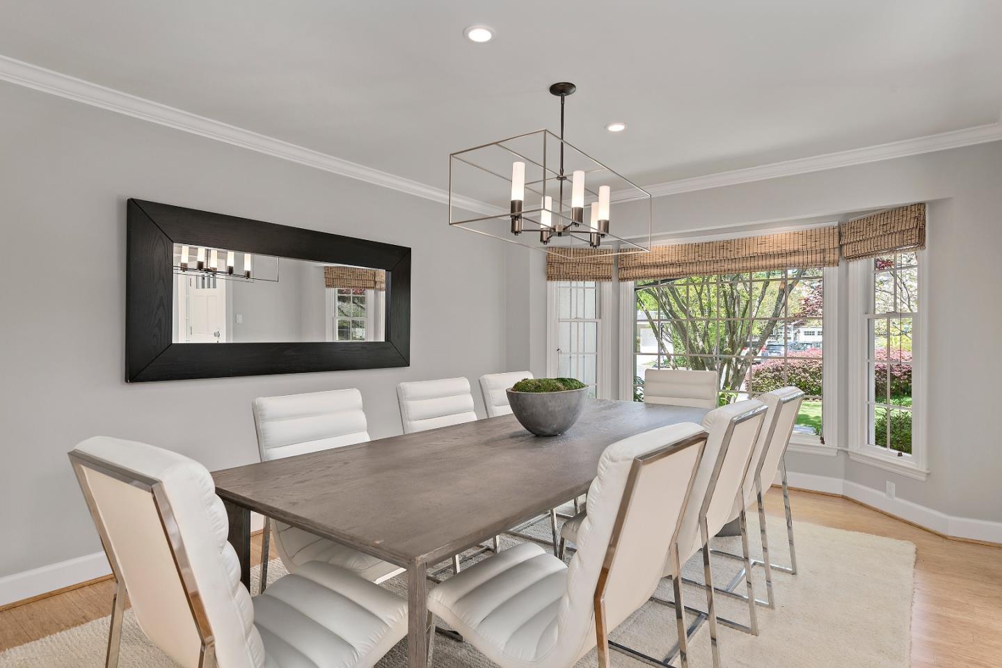 Detail Gallery Image 10 of 37 For 60 Vasilakos Way, Menlo Park,  CA 94025 - 4 Beds | 2/1 Baths
