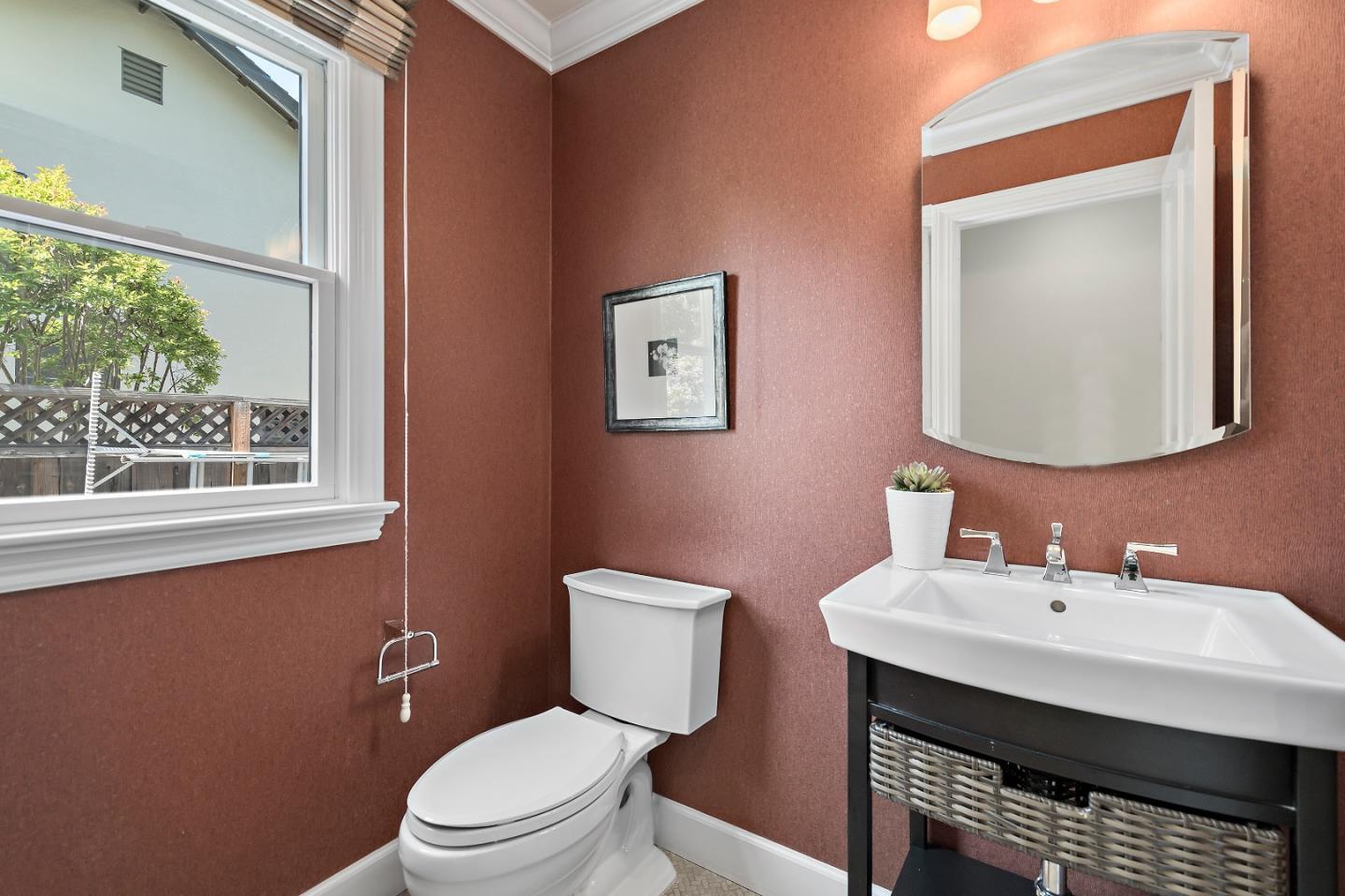 Detail Gallery Image 20 of 37 For 60 Vasilakos Way, Menlo Park,  CA 94025 - 4 Beds | 2/1 Baths