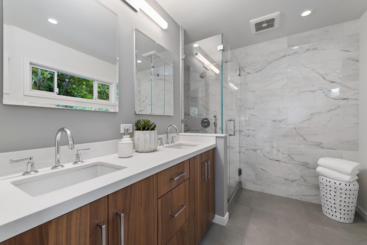 Detail Gallery Image 28 of 37 For 60 Vasilakos Way, Menlo Park,  CA 94025 - 4 Beds | 2/1 Baths
