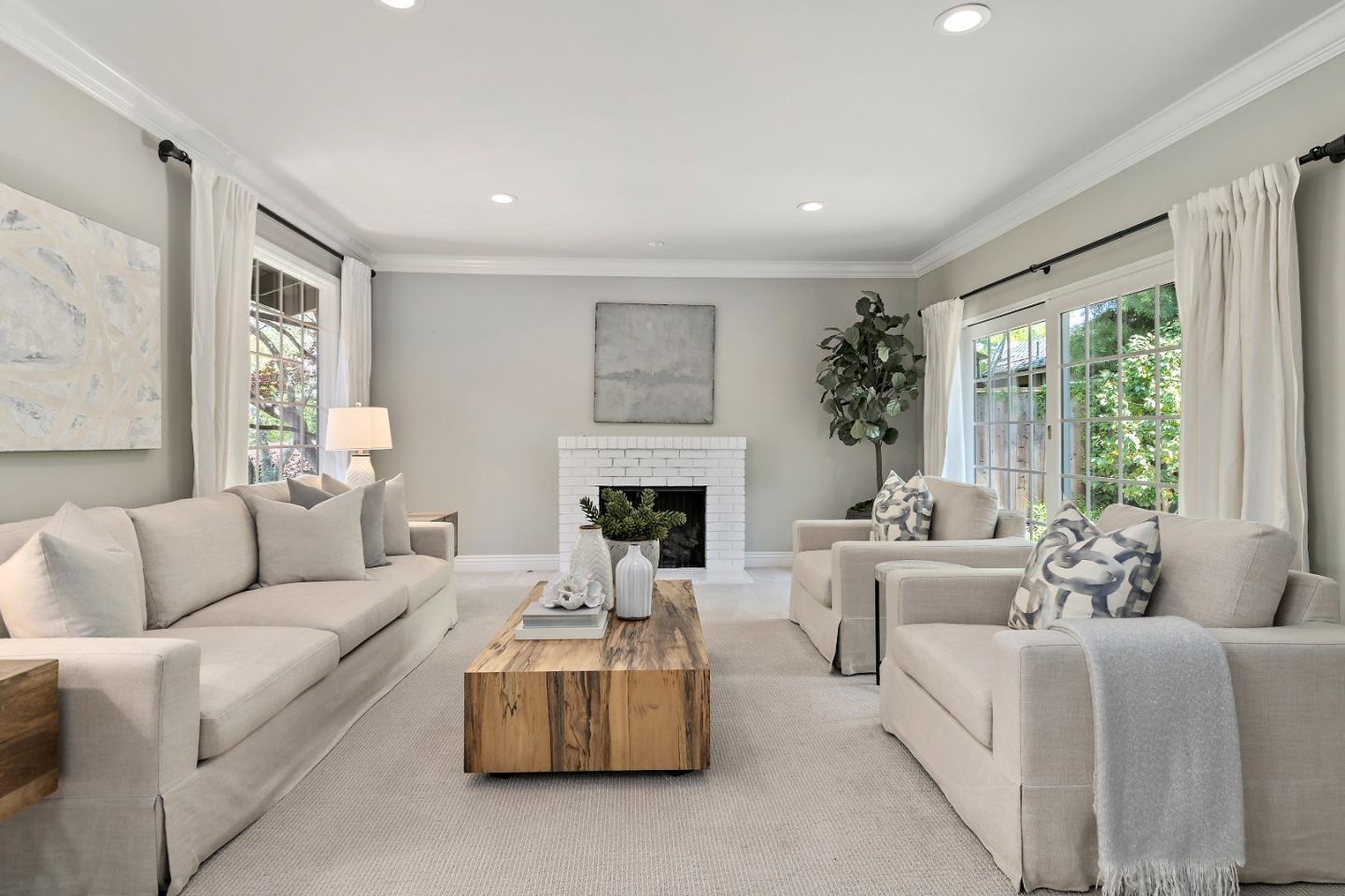 Detail Gallery Image 6 of 37 For 60 Vasilakos Way, Menlo Park,  CA 94025 - 4 Beds | 2/1 Baths