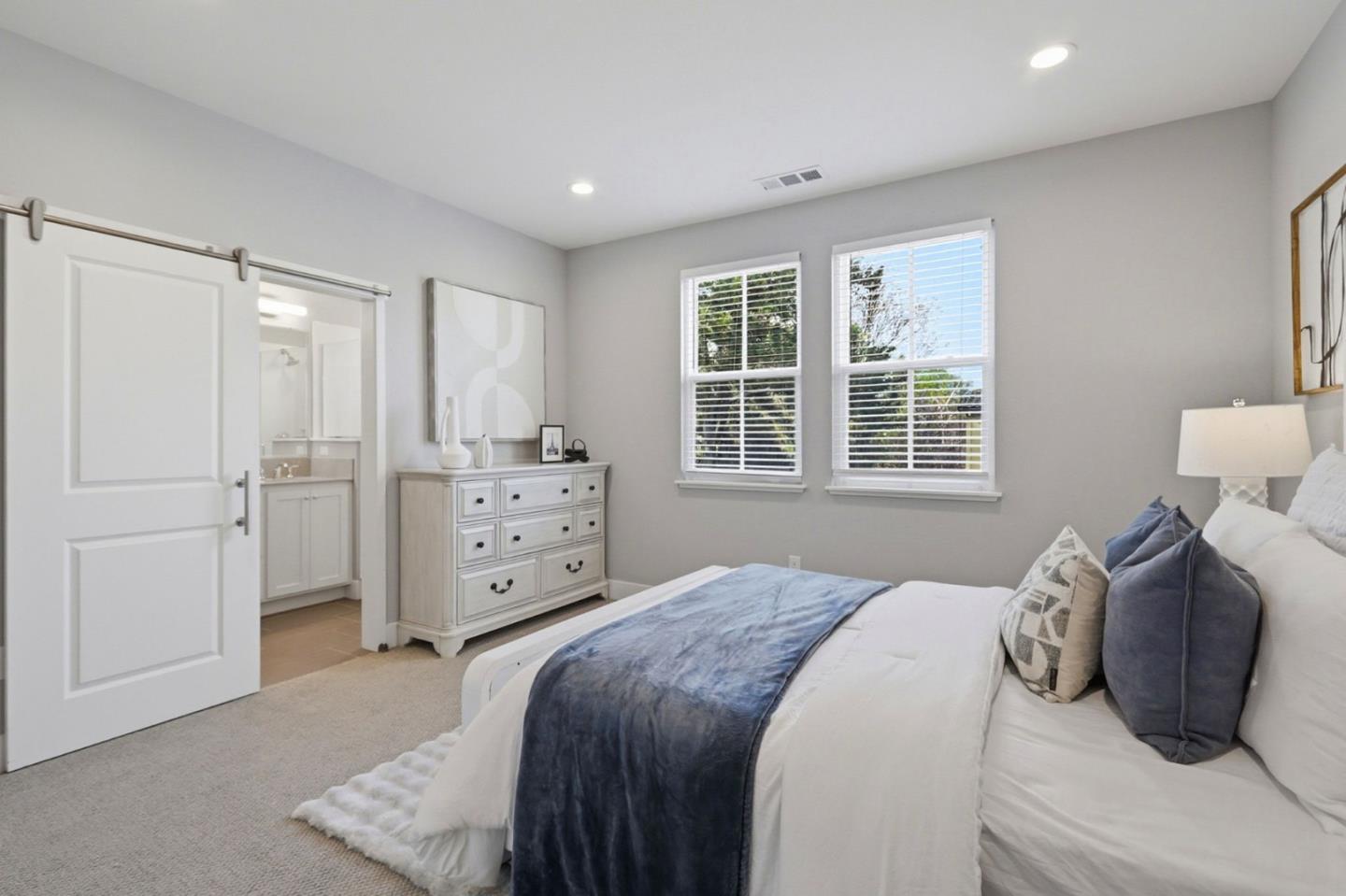 Detail Gallery Image 15 of 31 For 506 Sardinia Ter, Sunnyvale,  CA 94089 - 3 Beds | 3/1 Baths