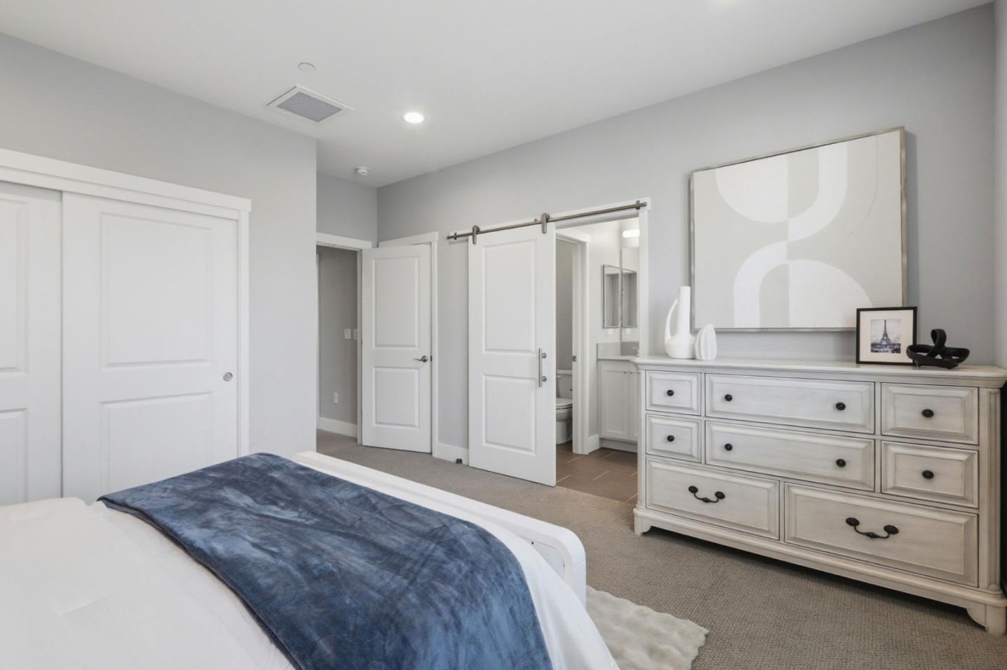 Detail Gallery Image 16 of 31 For 506 Sardinia Ter, Sunnyvale,  CA 94089 - 3 Beds | 3/1 Baths