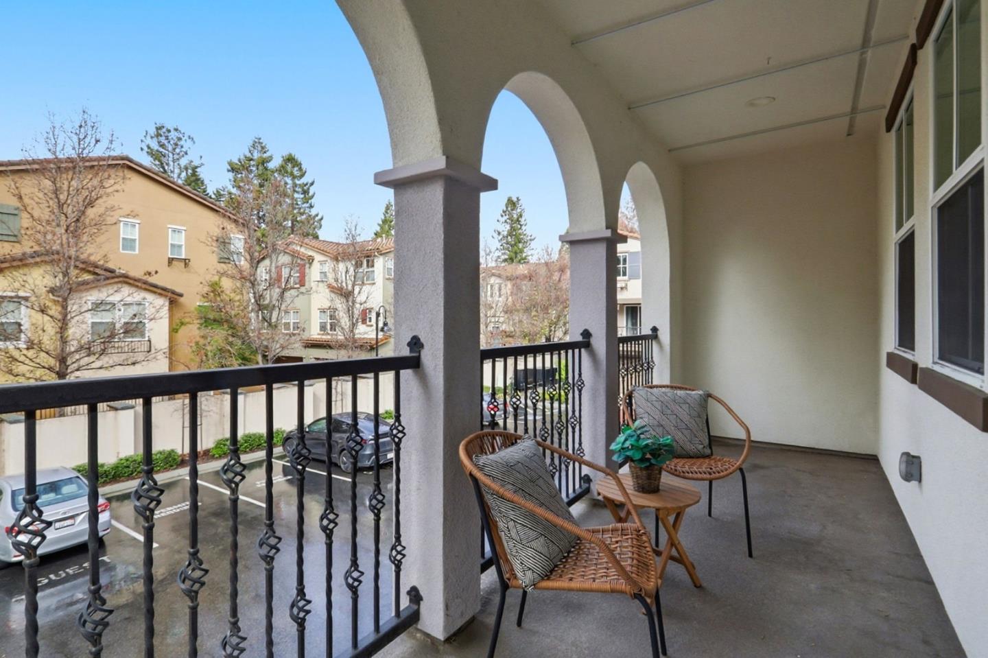 Detail Gallery Image 5 of 31 For 506 Sardinia Ter, Sunnyvale,  CA 94089 - 3 Beds | 3/1 Baths