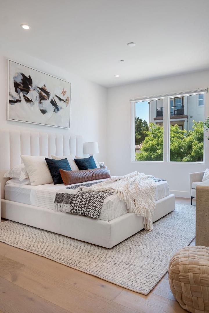 Detail Gallery Image 7 of 13 For 425 First St #23,  Los Altos,  CA 94022 - 1 Beds | 1 Baths
