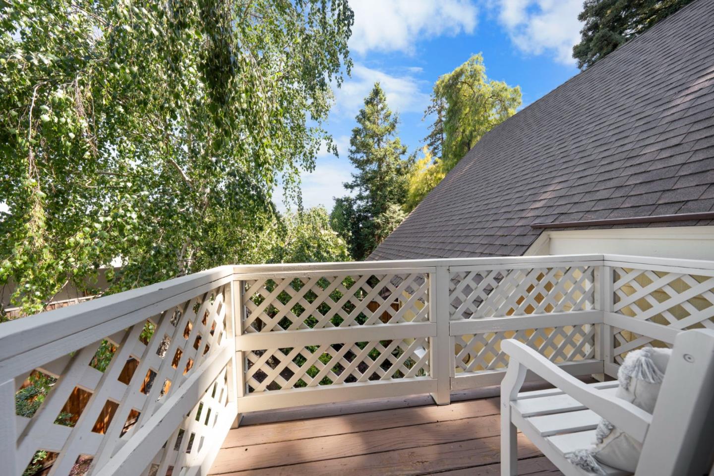 Detail Gallery Image 26 of 66 For 2518 W Middlefield Rd, Mountain View,  CA 94043 - 2 Beds | 1/1 Baths