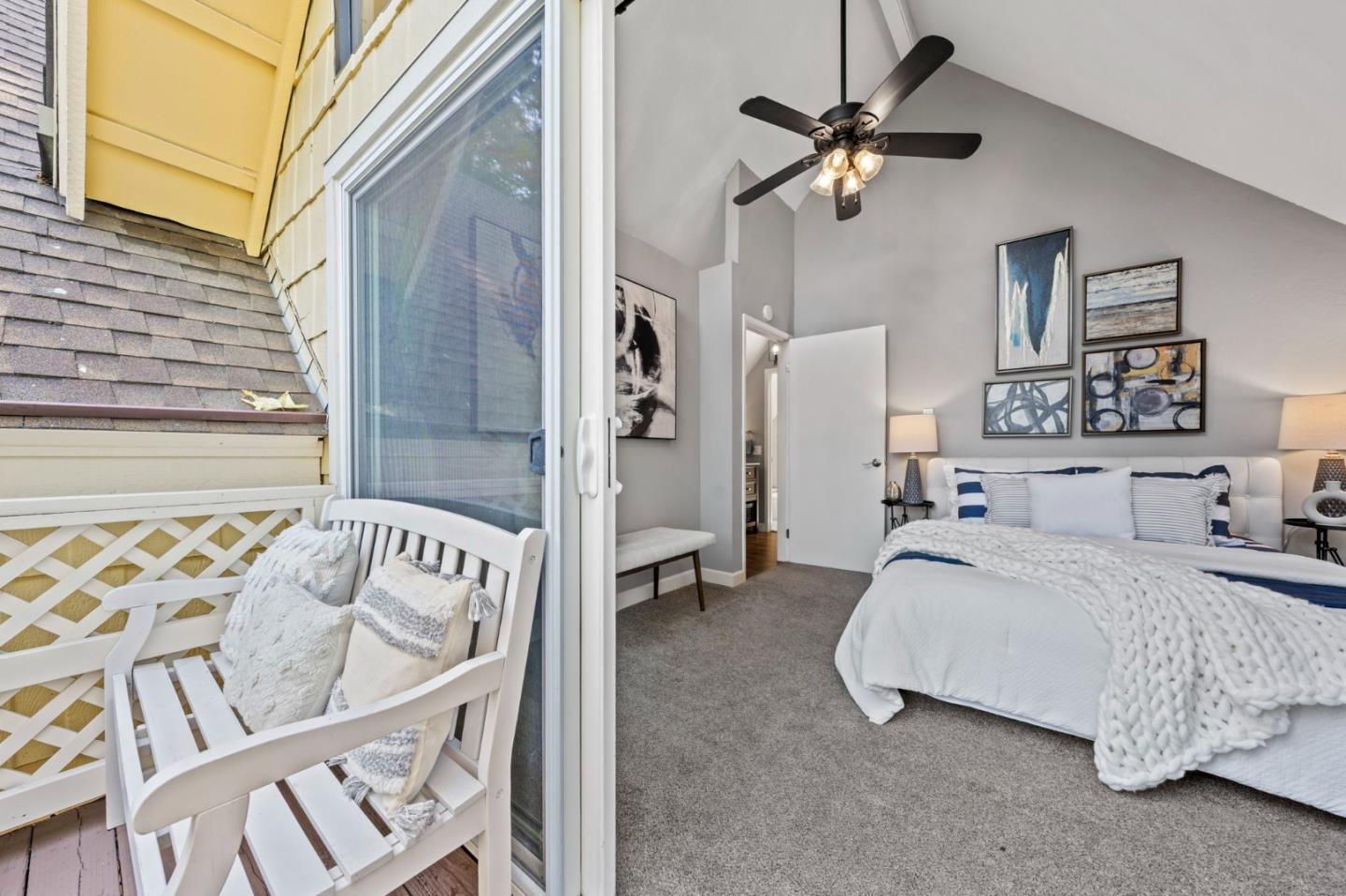 Detail Gallery Image 27 of 66 For 2518 W Middlefield Rd, Mountain View,  CA 94043 - 2 Beds | 1/1 Baths