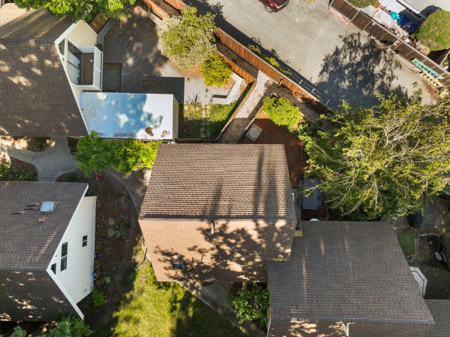 Detail Gallery Image 53 of 66 For 2518 W Middlefield Rd, Mountain View,  CA 94043 - 2 Beds | 1/1 Baths