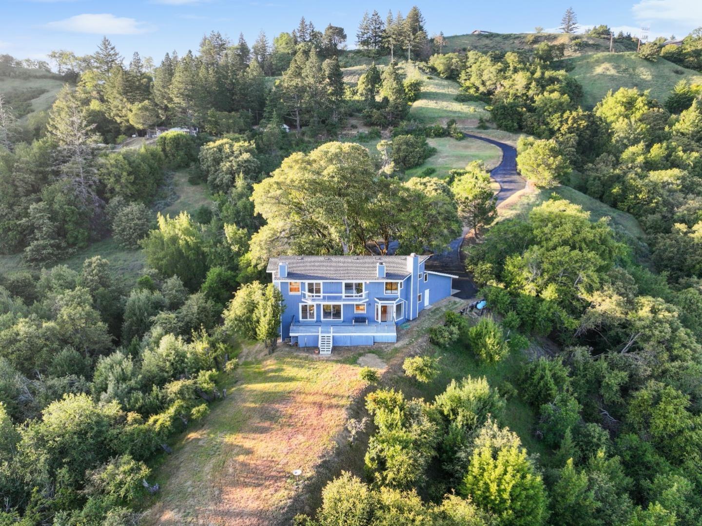 Detail Gallery Image 2 of 73 For 21006 Bear Creek Rd, Los Gatos,  CA 95033 - 5 Beds | 4/1 Baths